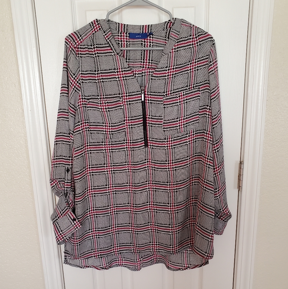 Apt. 9 Black and Pink 3/4 length Blouse